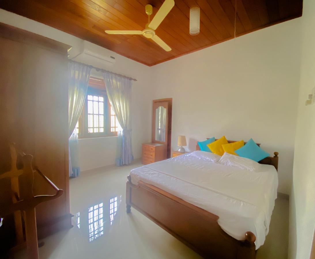 Lumbini Villa Bentota Exterior photo
