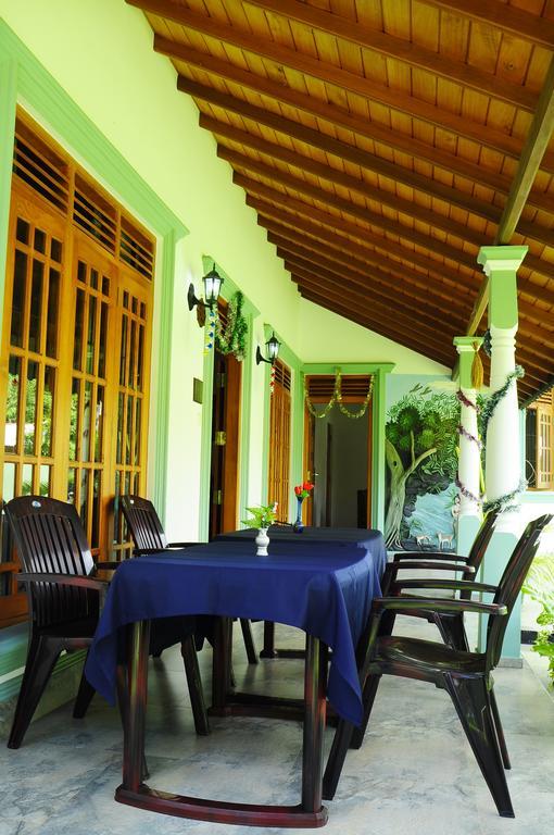Lumbini Villa Bentota Exterior photo